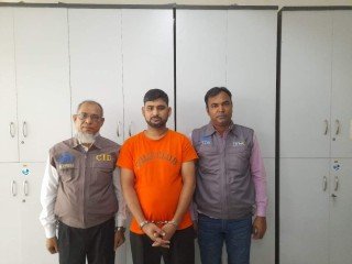 গ্রীসে মানব পাচারকারী চক্রের সদস্য গ্রেফতার